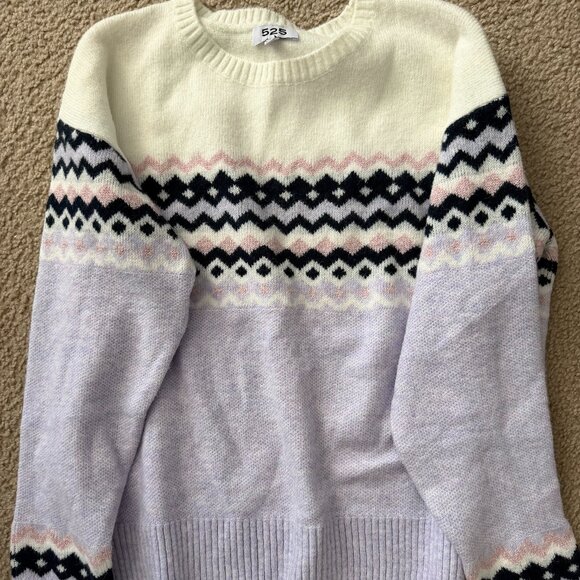 525 America Sweaters - Soft purple and white sweater with cute designs
